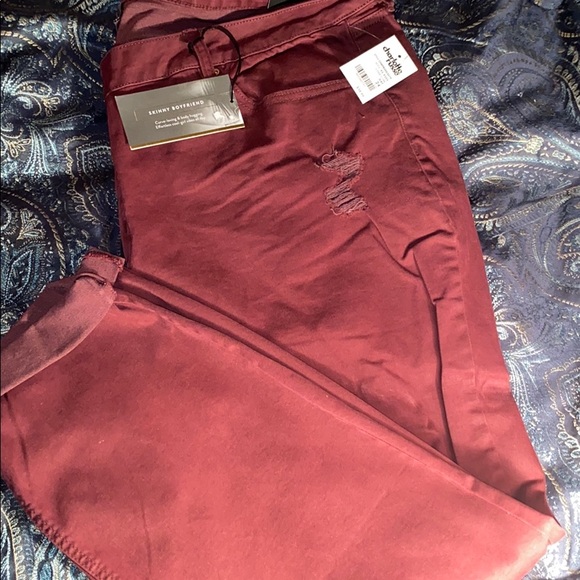 NWT Charlotte Russe Burgundy/Maroon Jeans - Picture 1 of 3